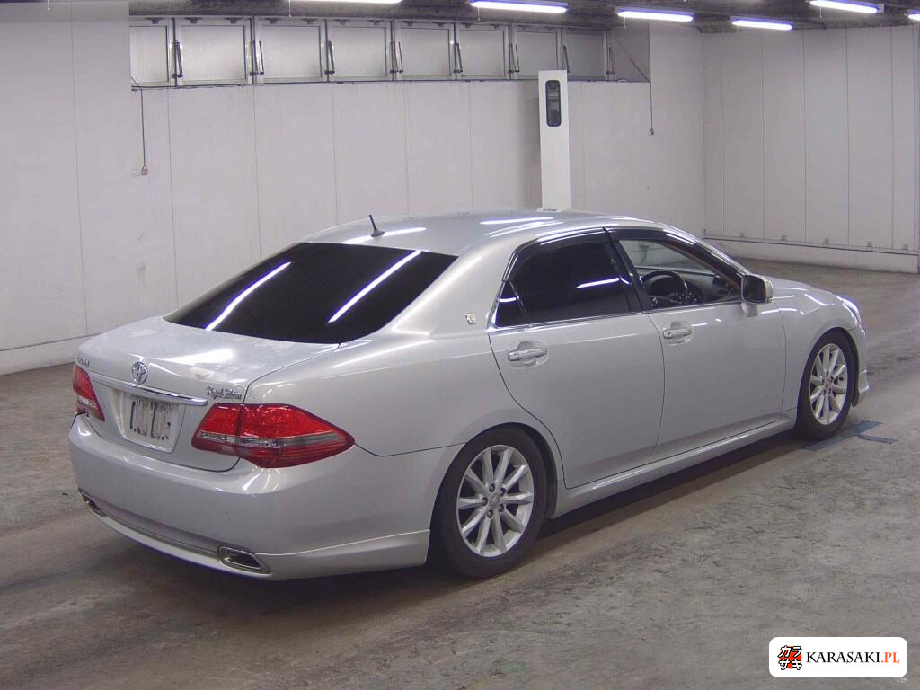 Toyota Crown 2008 z aukcji japońskiej