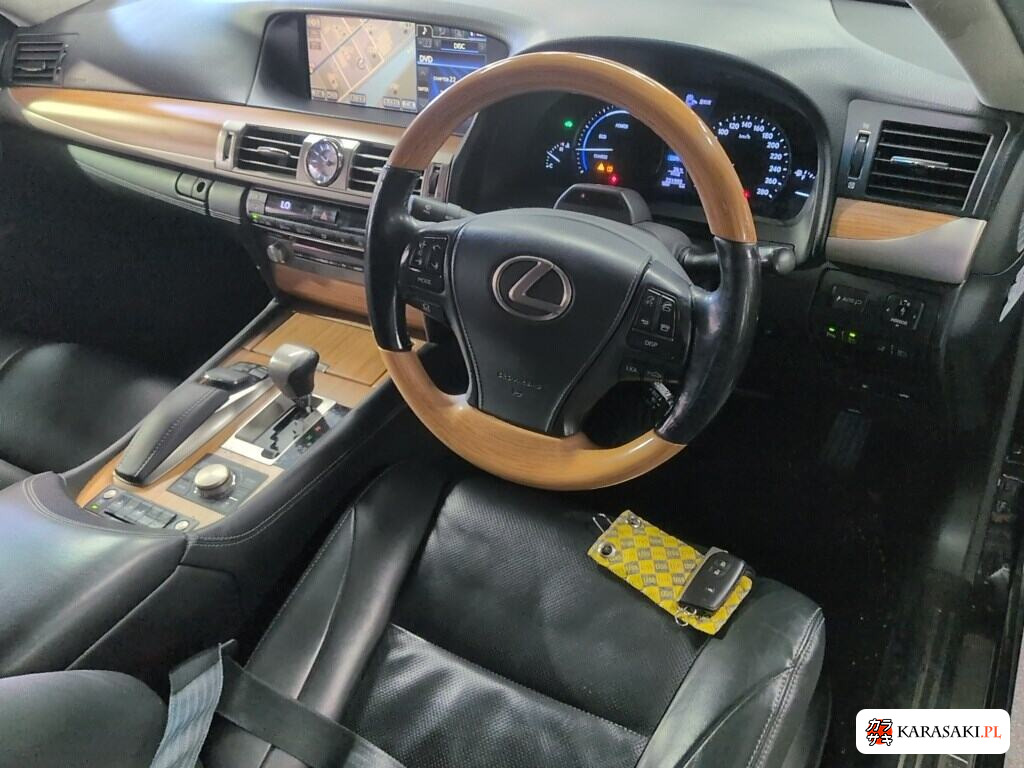 Lexus LS 2013 z aukcji japońskiej