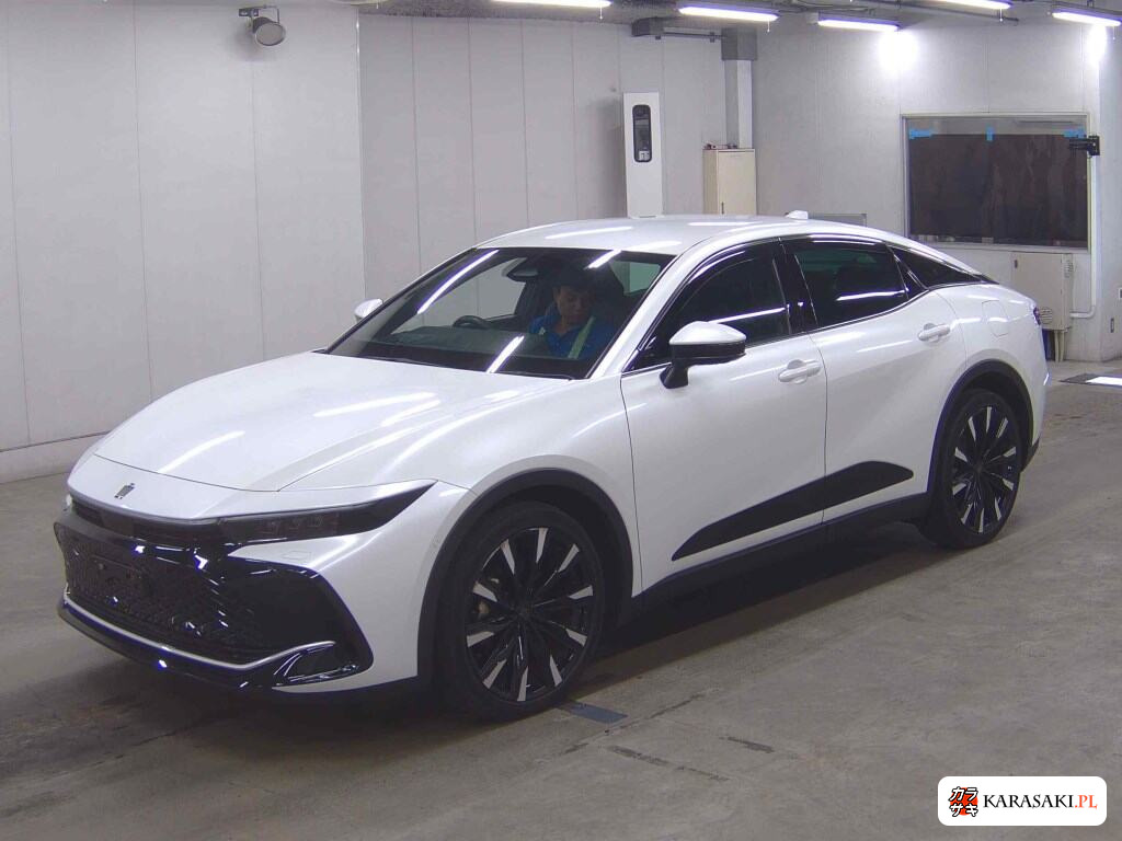 Toyota Crown Crossover 2023 z aukcji japońskiej