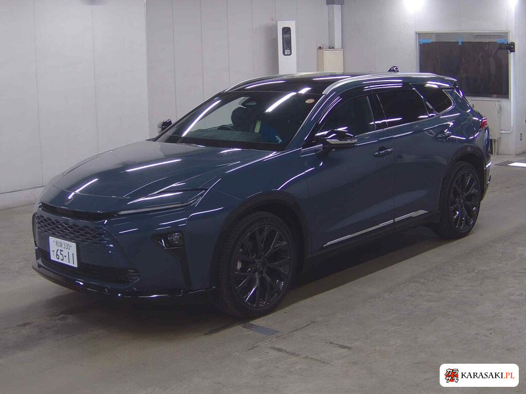 Toyota Crown Estate 2025 z aukcji japońskiej