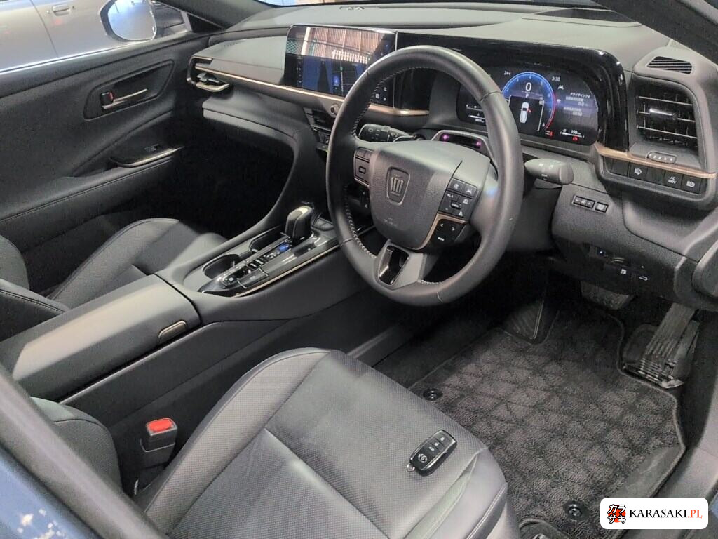 Toyota Crown Estate 2025 z aukcji japońskiej