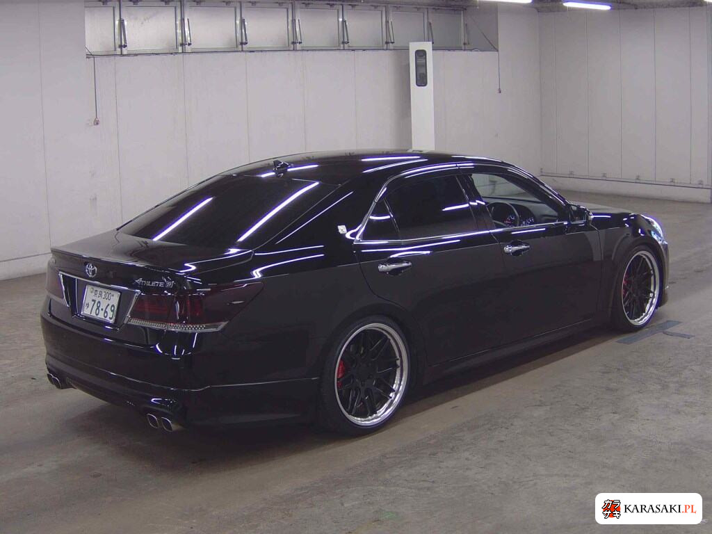 Toyota Crown 2014 z aukcji japońskiej