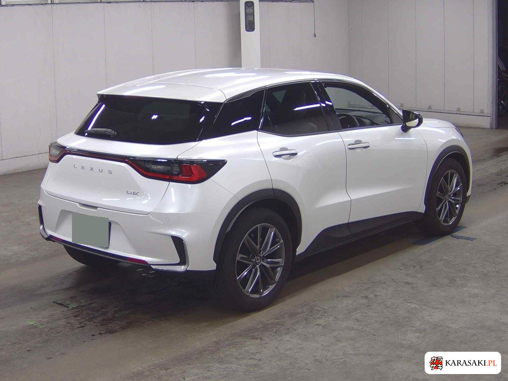 Lexus LBX 2025 z aukcji japońskiej