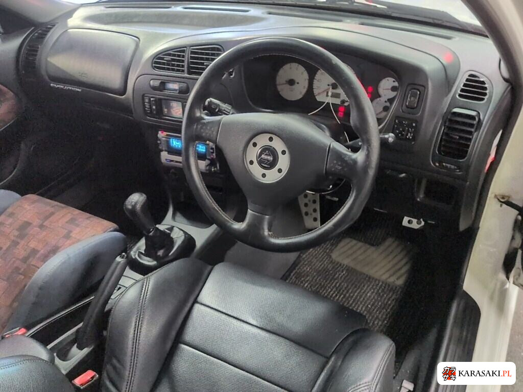 Mitsubishi Lancer 1997 z aukcji japońskiej