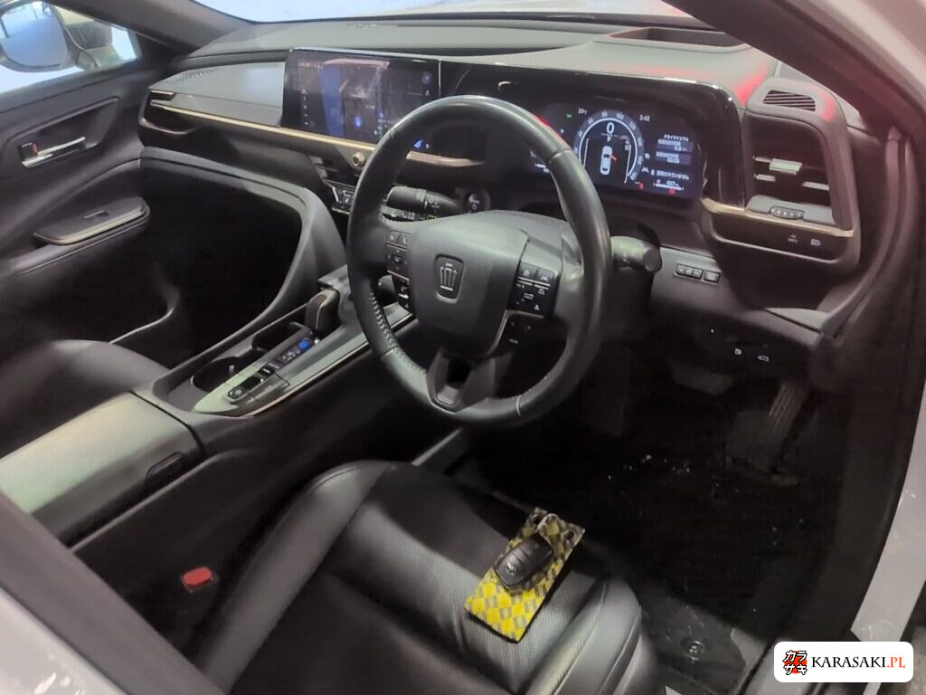 Toyota Crown Crossover 2022 z aukcji japońskiej