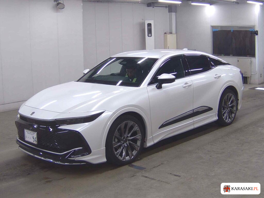 Toyota Crown Crossover 2022 z aukcji japońskiej