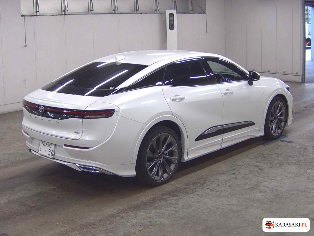 Toyota Crown Crossover 2022 z aukcji japońskiej
