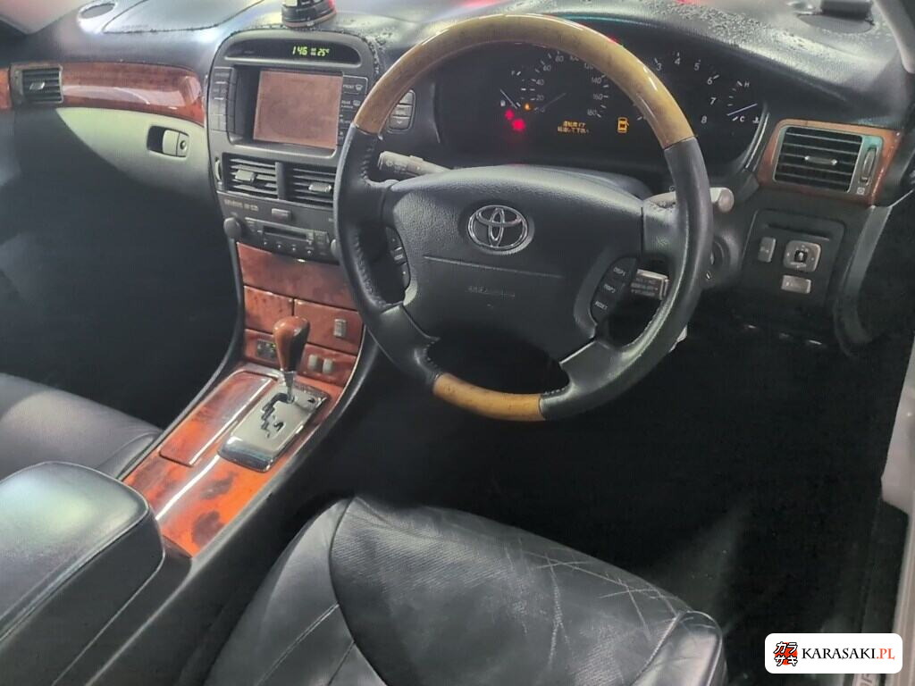 Toyota Celsior 2004 z aukcji japońskiej