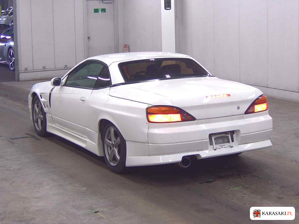 Nissan Silvia 2001 z aukcji japońskiej
