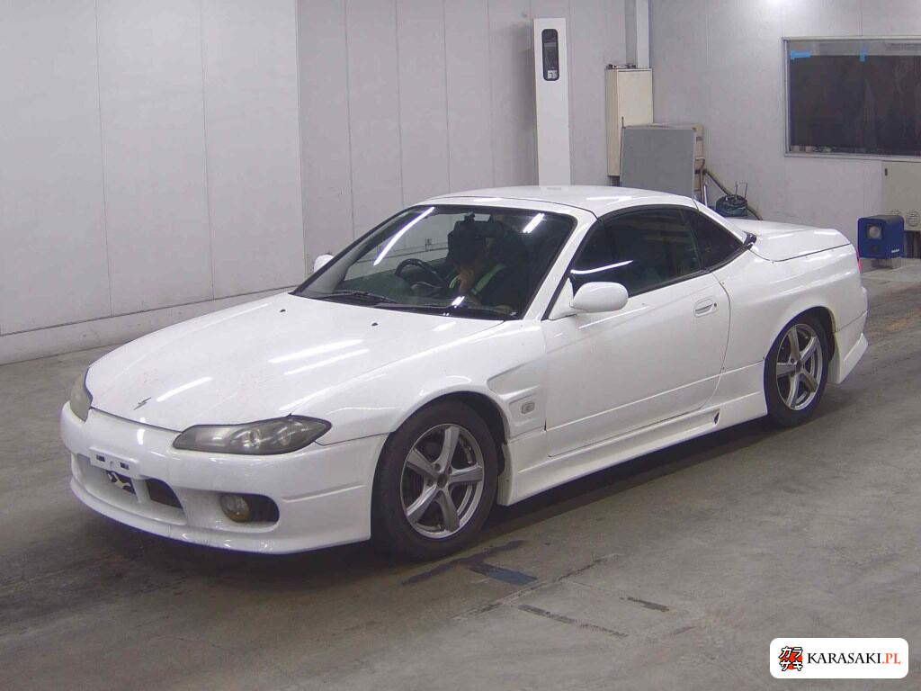 Nissan Silvia 2001 z aukcji japońskiej