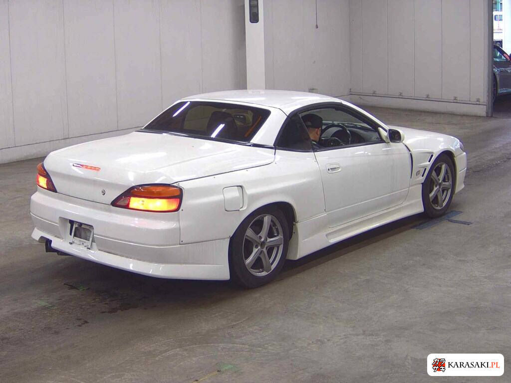 Nissan Silvia 2001 z aukcji japońskiej