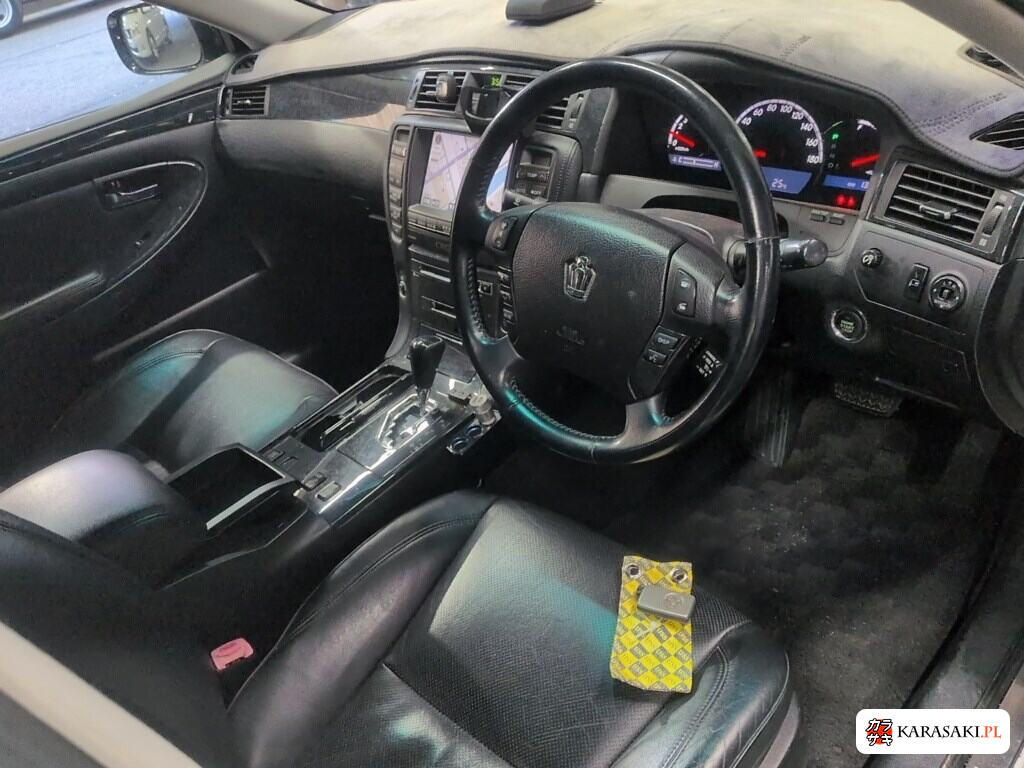 Toyota Crown 2007 z aukcji japońskiej