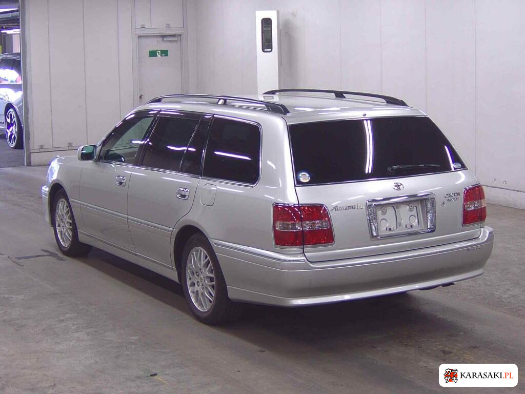 Toyota Crown Estate 2003 z aukcji japońskiej