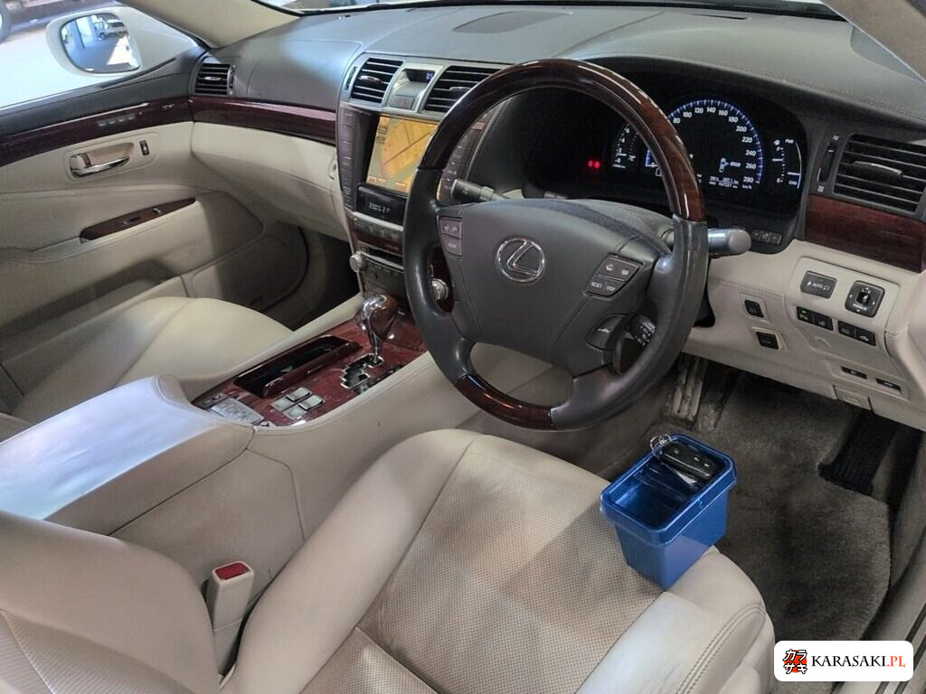 Lexus LS 2011 z aukcji japońskiej