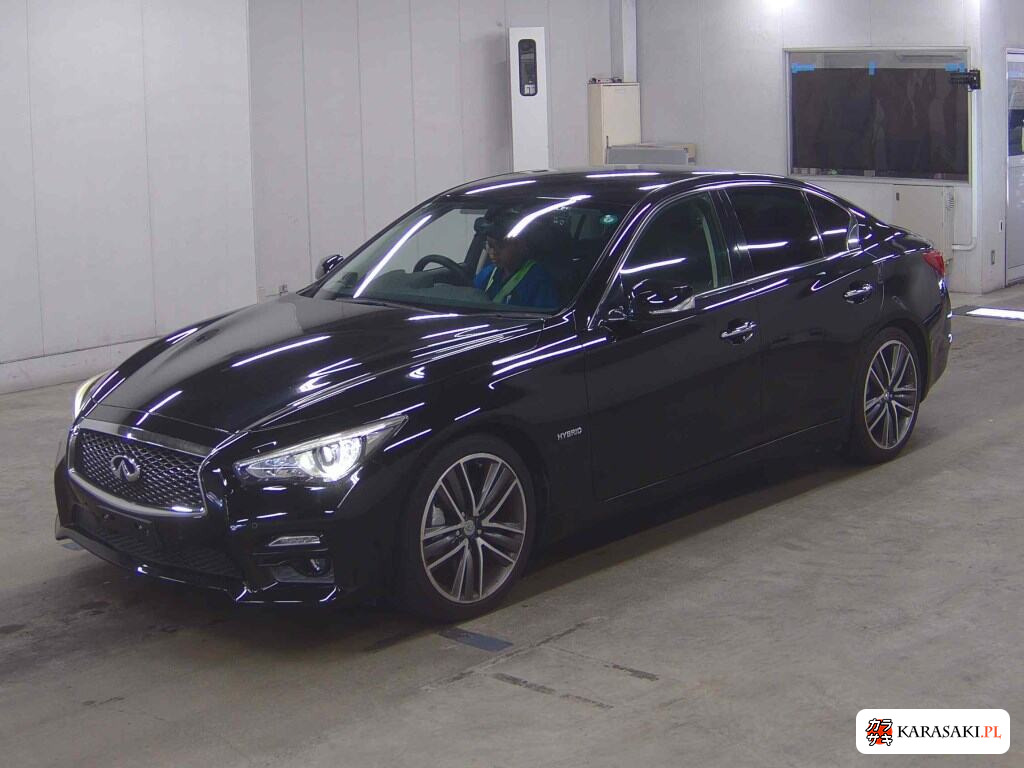 Nissan Skyline 2016 z aukcji japońskiej
