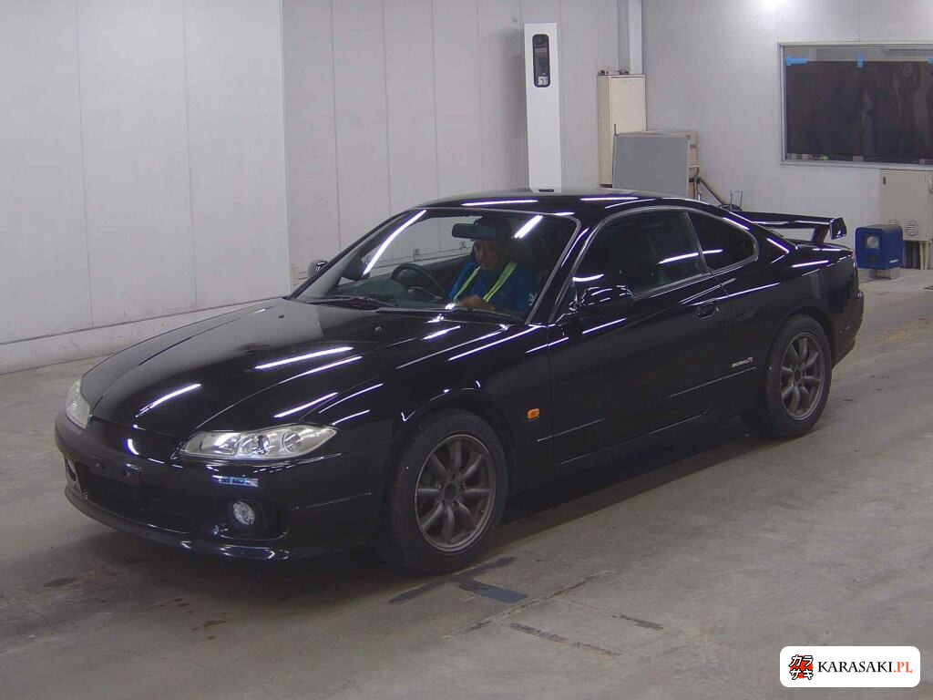 Nissan Silvia 2001 z aukcji japońskiej
