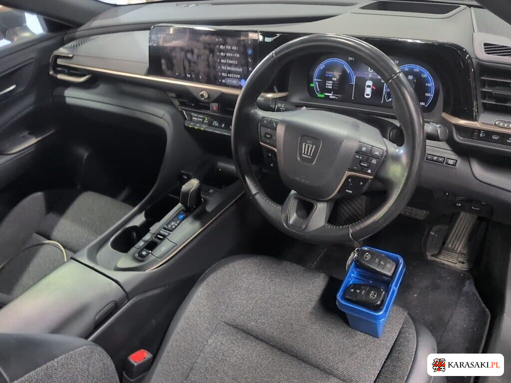 Toyota Crown Crossover 2023 z aukcji japońskiej