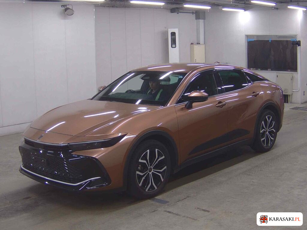 Toyota Crown Crossover 2023 z aukcji japońskiej