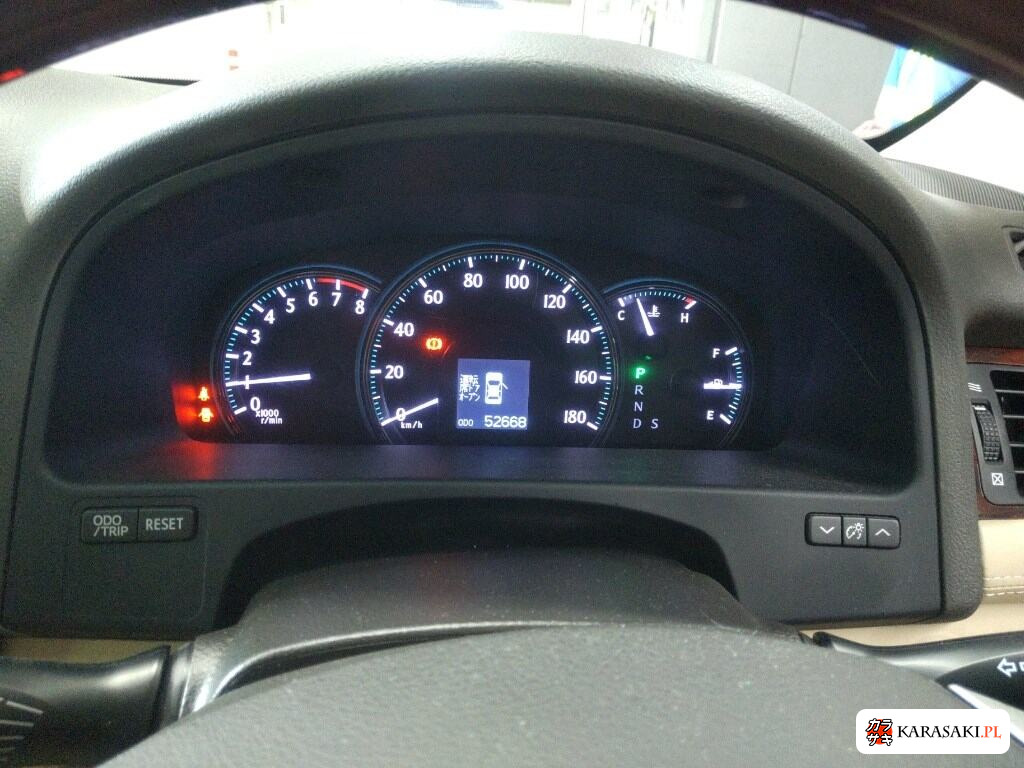 Toyota Crown 2012 z aukcji japońskiej