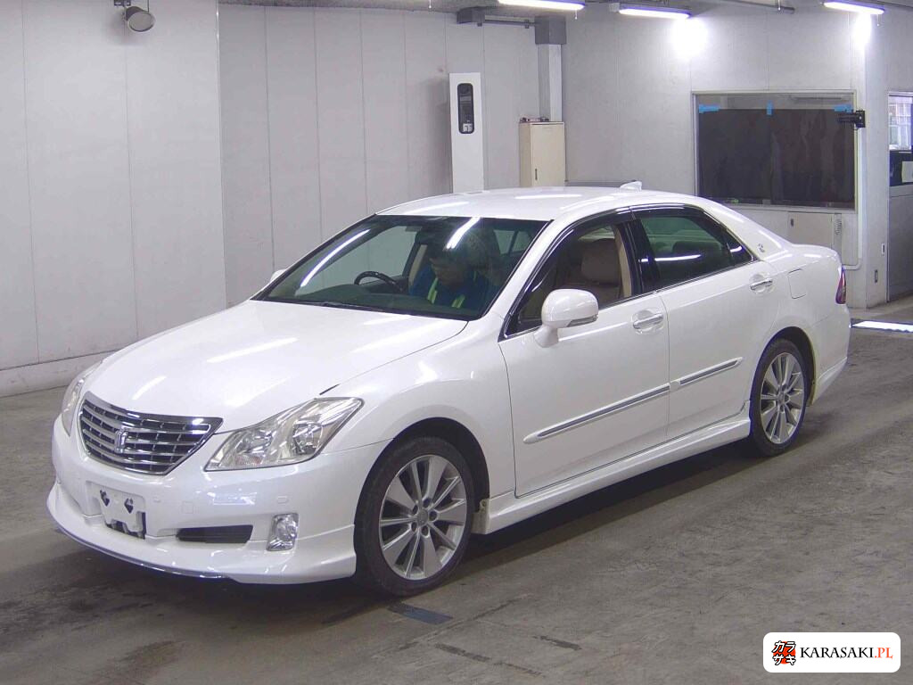 Toyota Crown 2008 z aukcji japońskiej