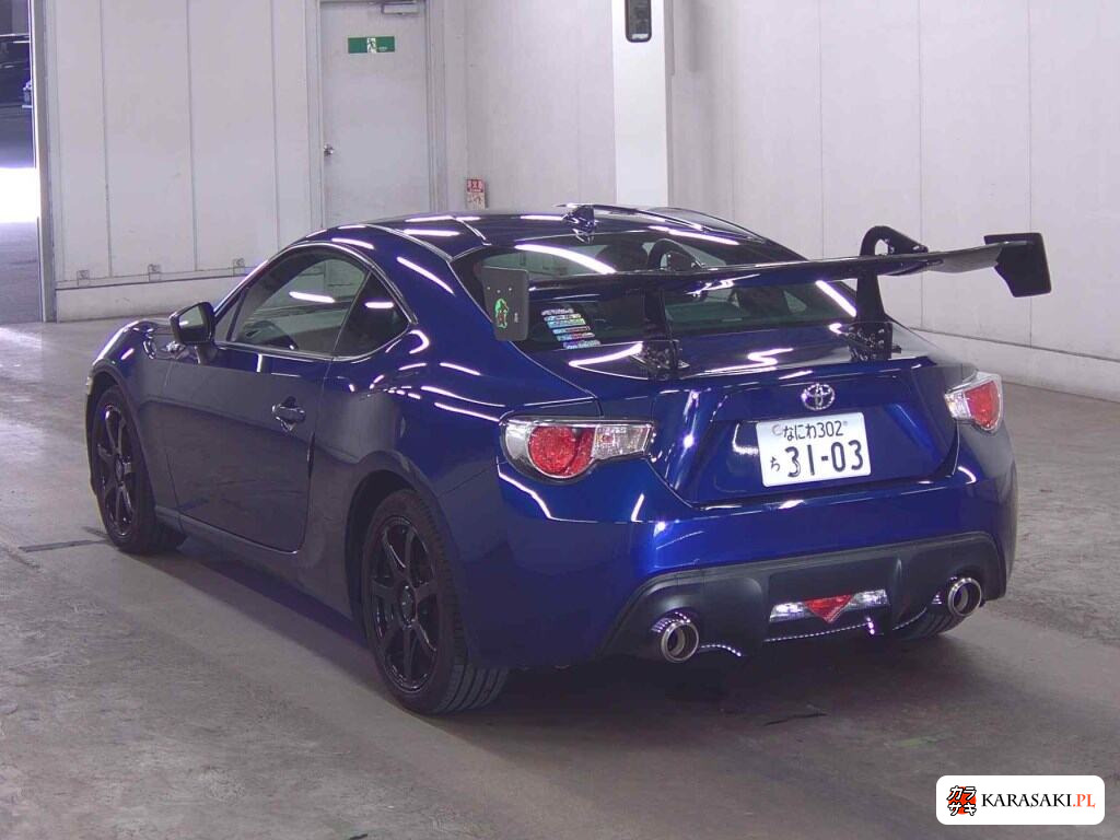 Toyota 86 2016 z aukcji japońskiej