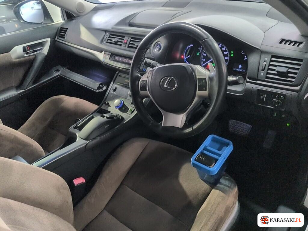 Lexus CT 2013 z aukcji japońskiej