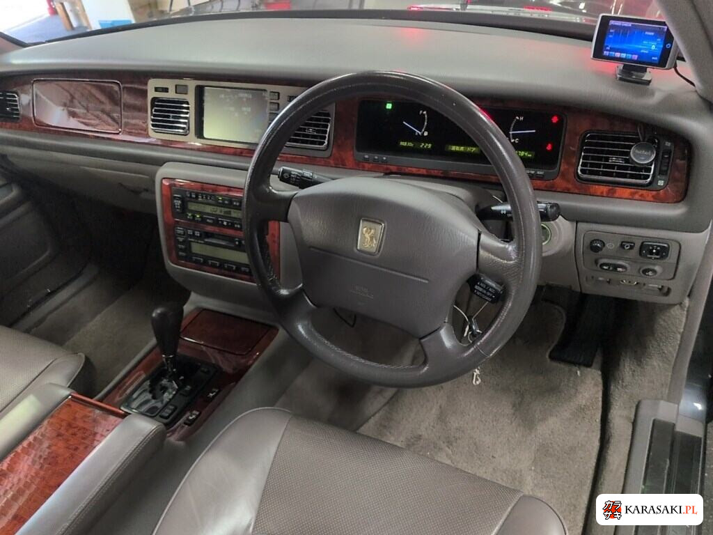 Toyota Century 2005 z aukcji japońskiej