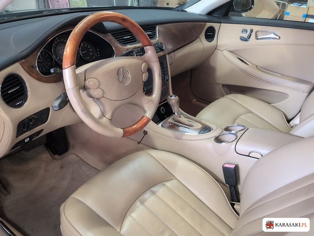 Mercedes-Benz CLS-Class 2008 z aukcji japońskiej