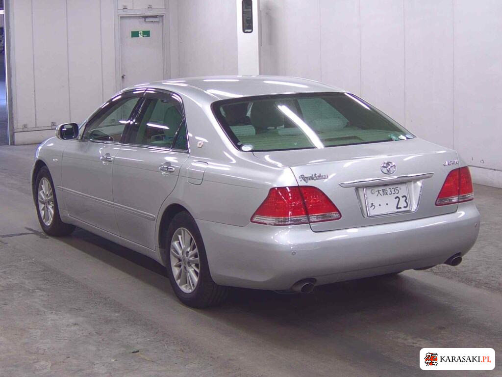 Toyota Crown 2004 z aukcji japońskiej
