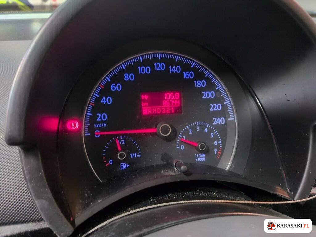 Volkswagen New Beetle 2006 z aukcji japońskiej