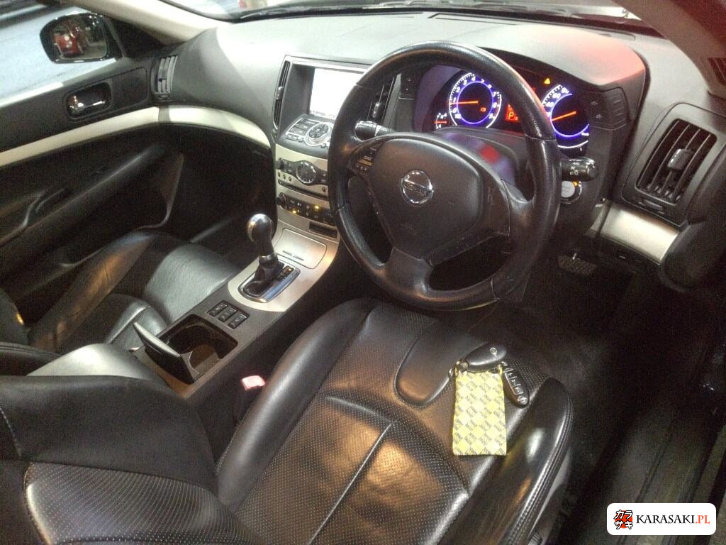 Nissan Skyline 2007 z aukcji japońskiej
