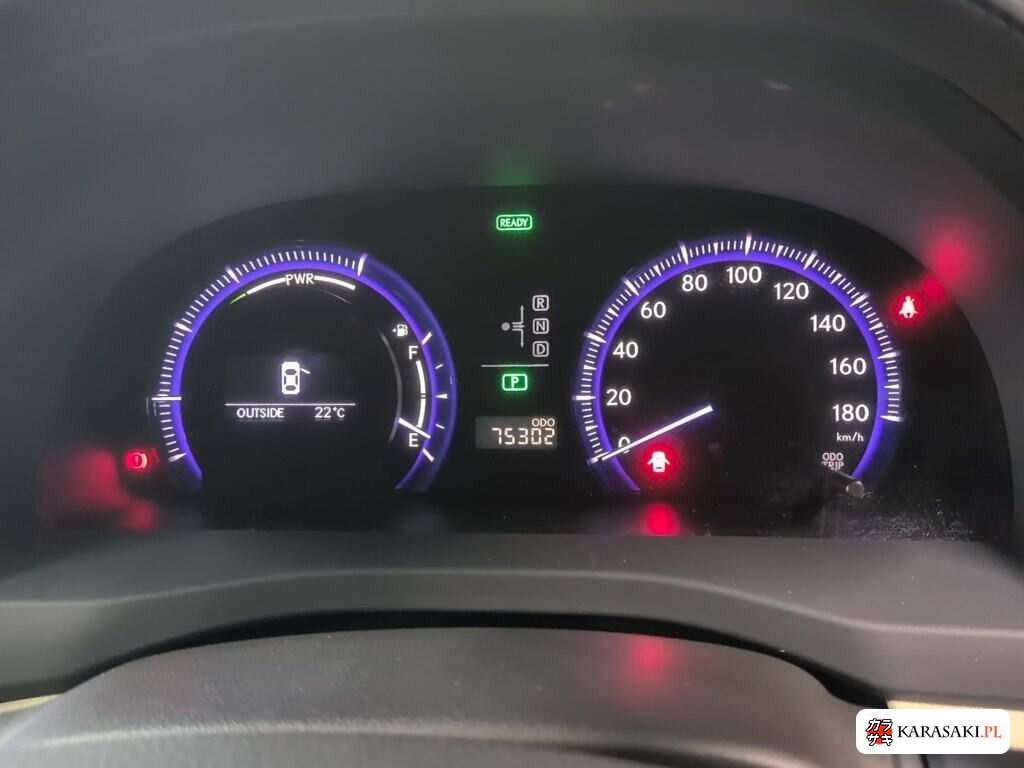 Lexus HS 2009 z aukcji japońskiej
