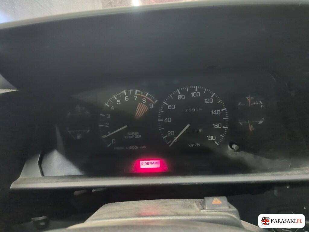 Toyota MR2 1986 z aukcji japońskiej