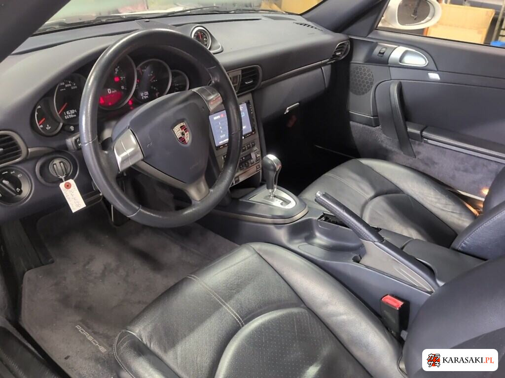 Porsche 911 2007 z aukcji japońskiej
