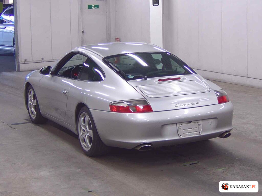 Porsche 911 2003 z aukcji japońskiej