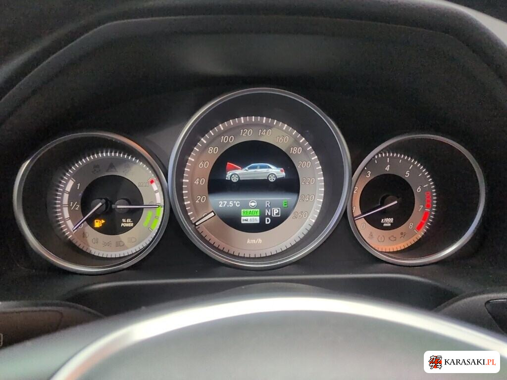 Mercedes-Benz E-Class 2014 z aukcji japońskiej