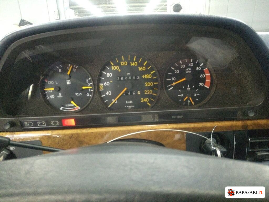 Mercedes-Benz S-Class 1982 z aukcji japońskiej