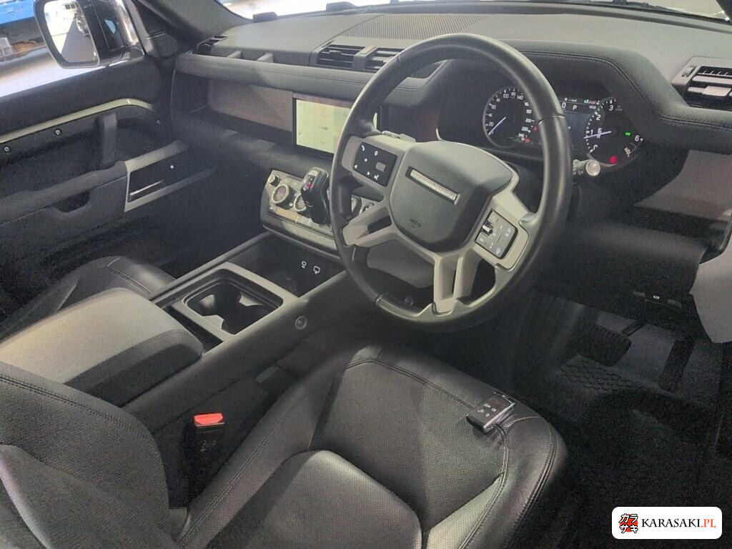 Land Rover Defender 2023 z aukcji japońskiej