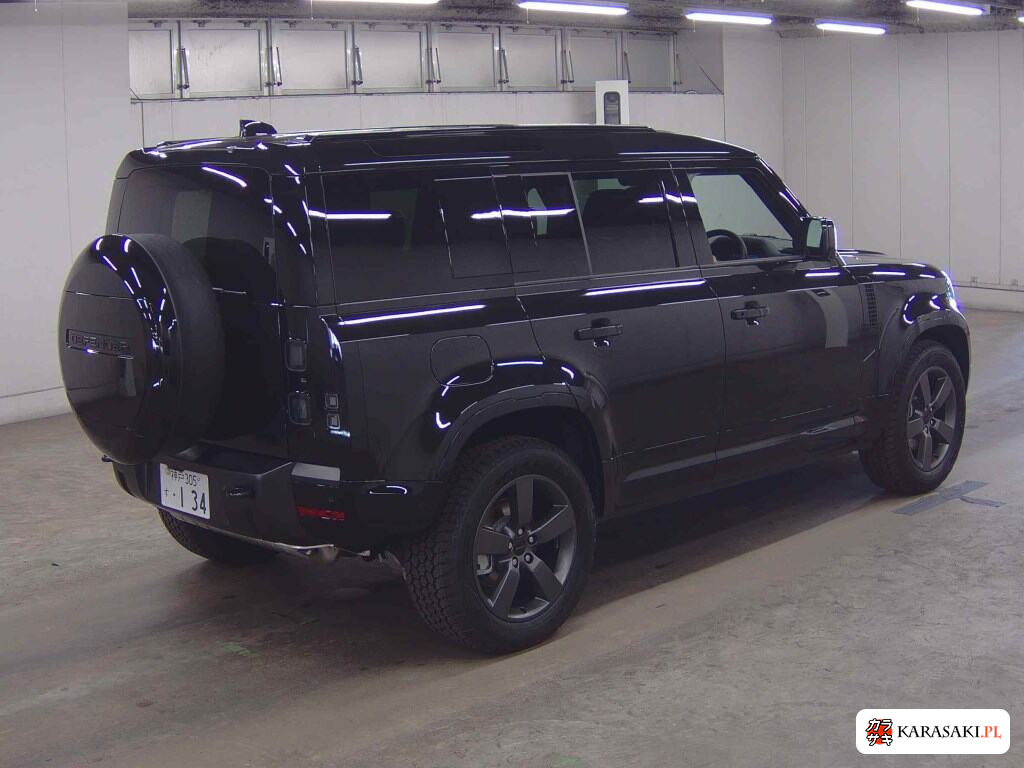 Land Rover Defender 2026 from a Japanese auction