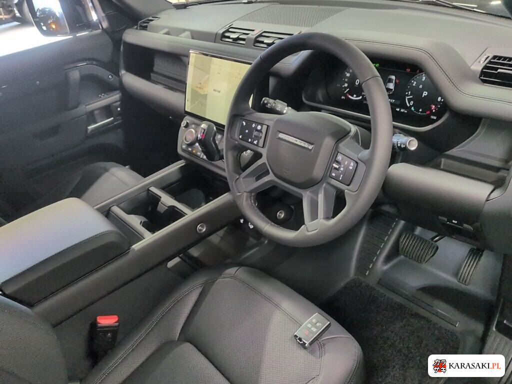 Land Rover Defender 2026 from a Japanese auction