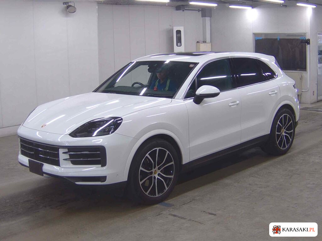 Porsche Cayenne 2023 z aukcji japońskiej