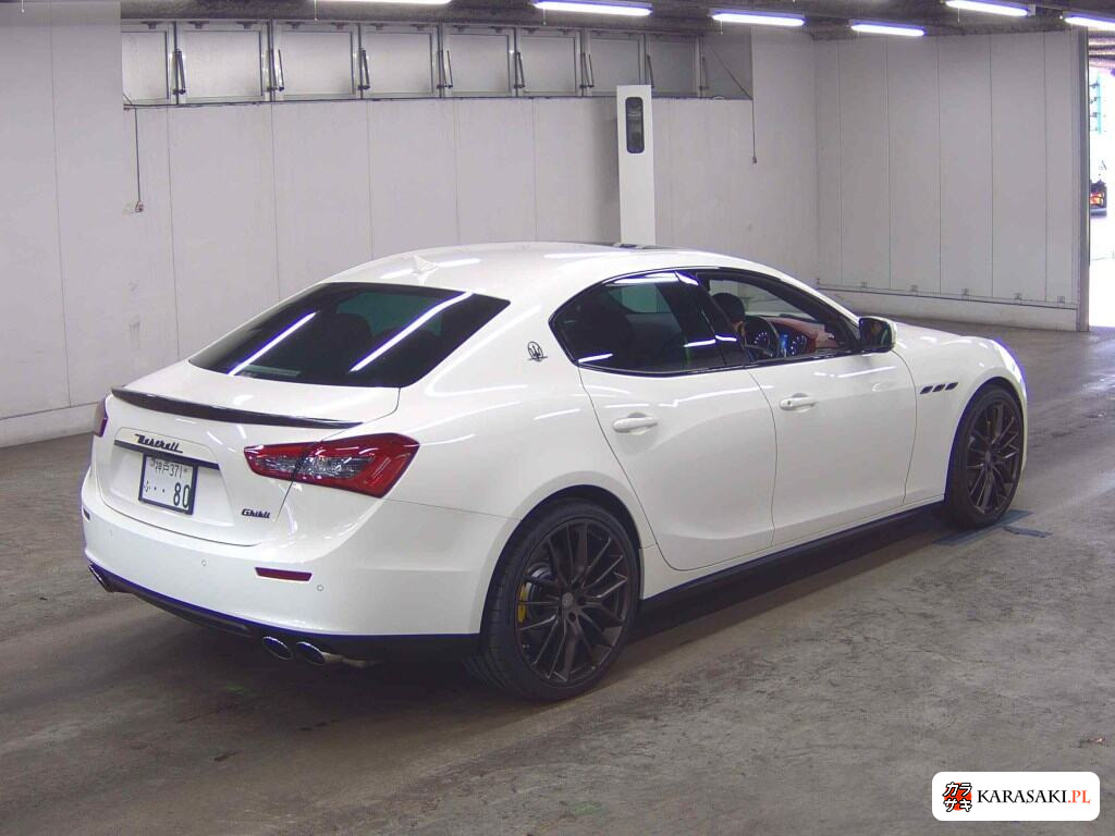 Maserati Ghibli 2016 z aukcji japońskiej
