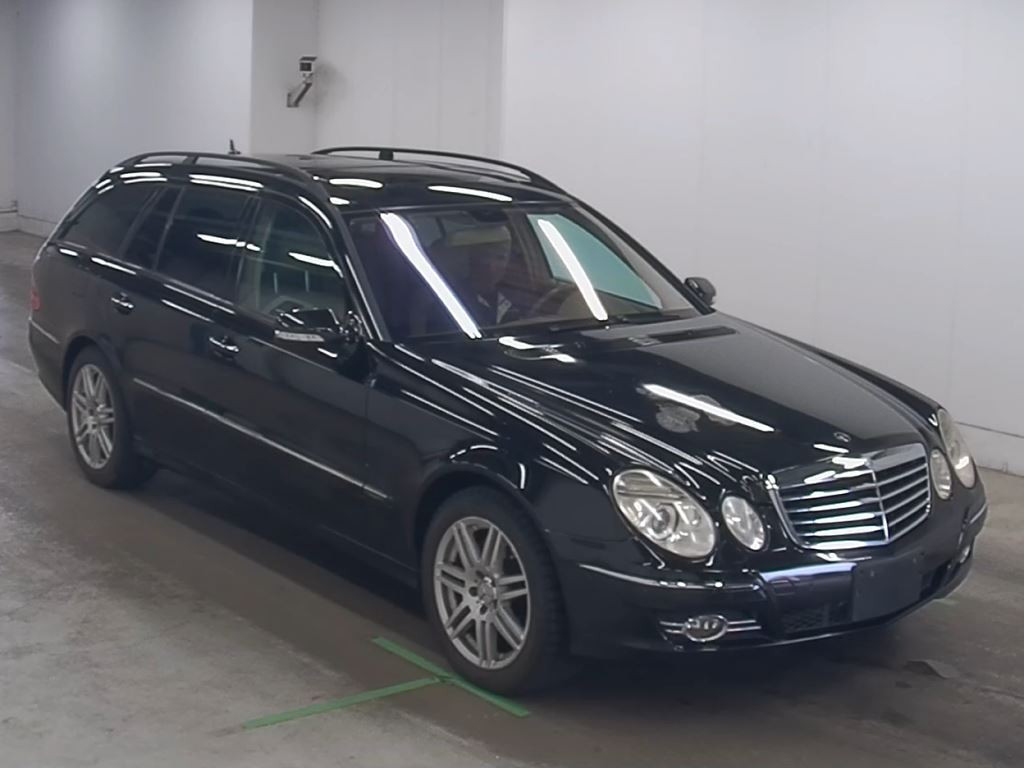 Mercedes Benz E-Class Stationwagon 2007 z aukcji japońskiej