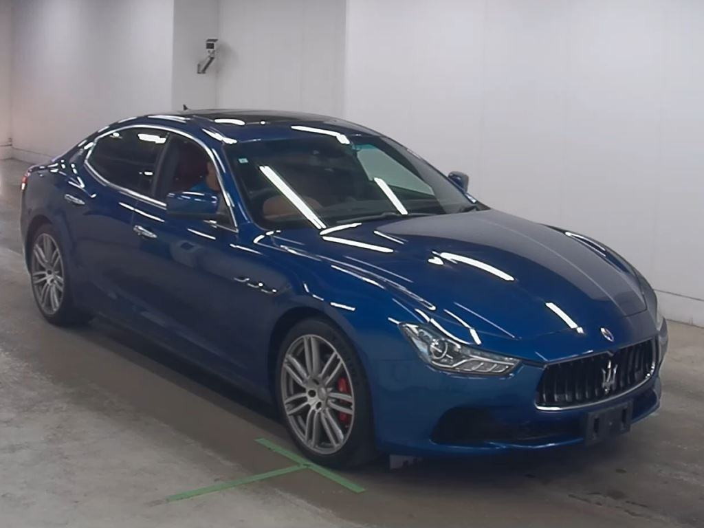 Maserati Ghibli 2017 з японського аукціону
