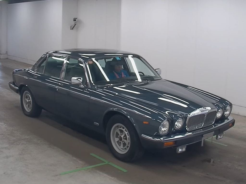 Daimler Daimler 1990 z aukcji japońskiej