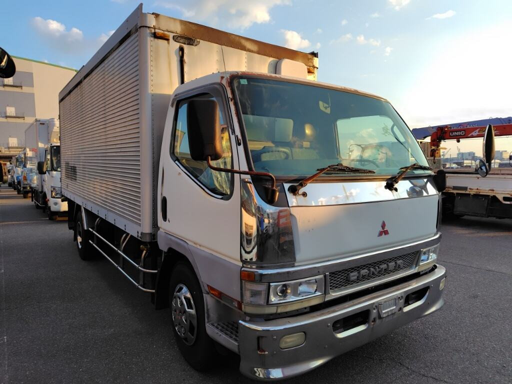 Mitsubishi Others 2001 z aukcji japońskiej