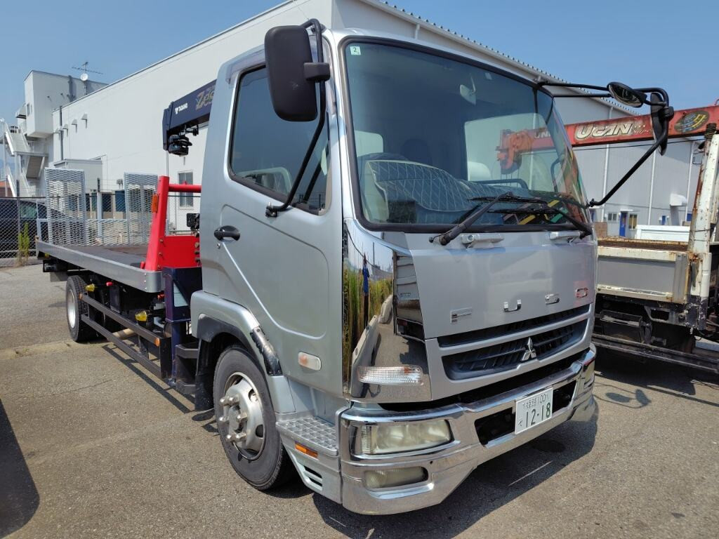 Mitsubishi FK71D 2006 z aukcji japońskiej