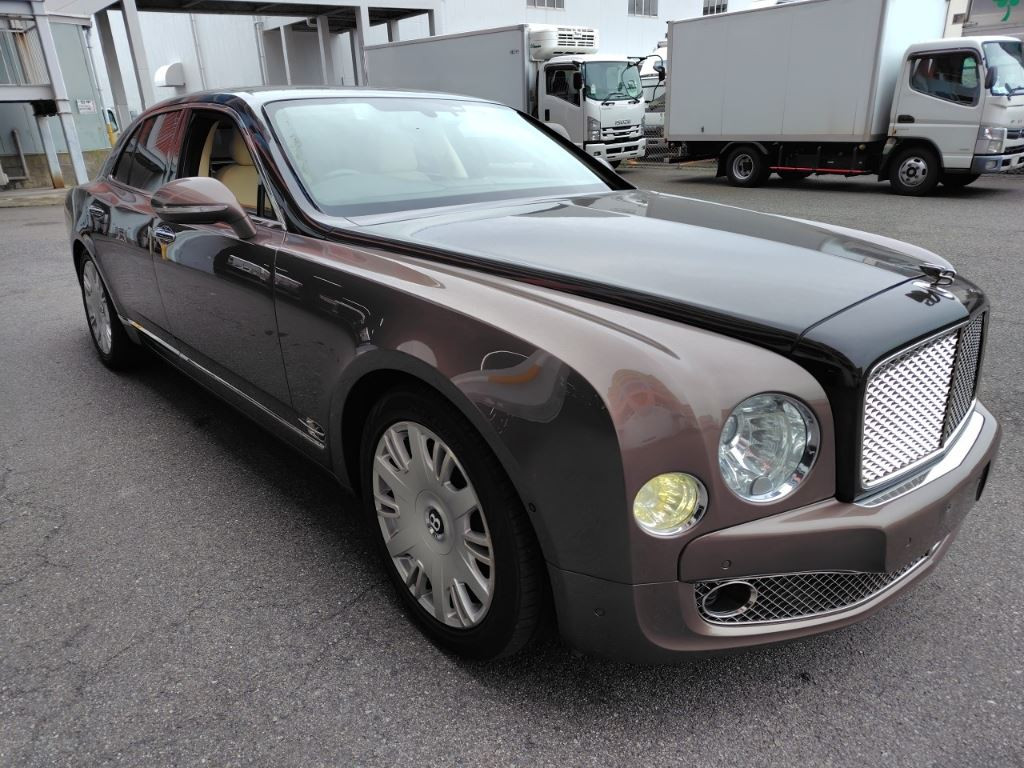 Bentley Mulsanne 2015 z aukcji japońskiej