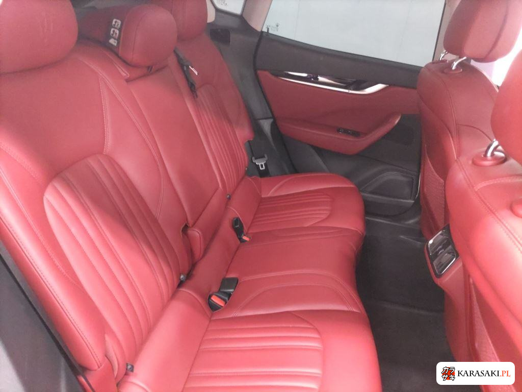 2017 Maserati Levante 4WD Base Grade 6
