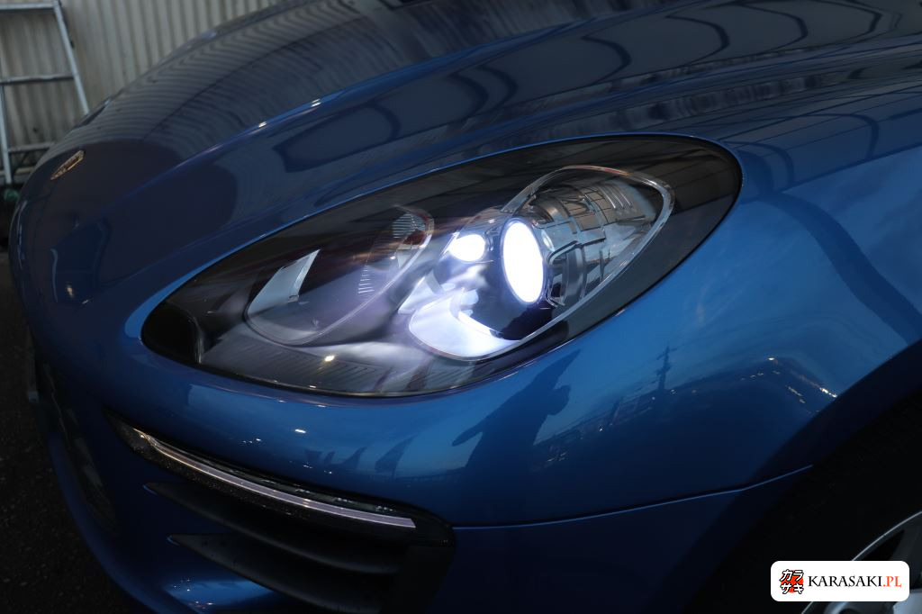 2015 Porsche Macan 4WD 9